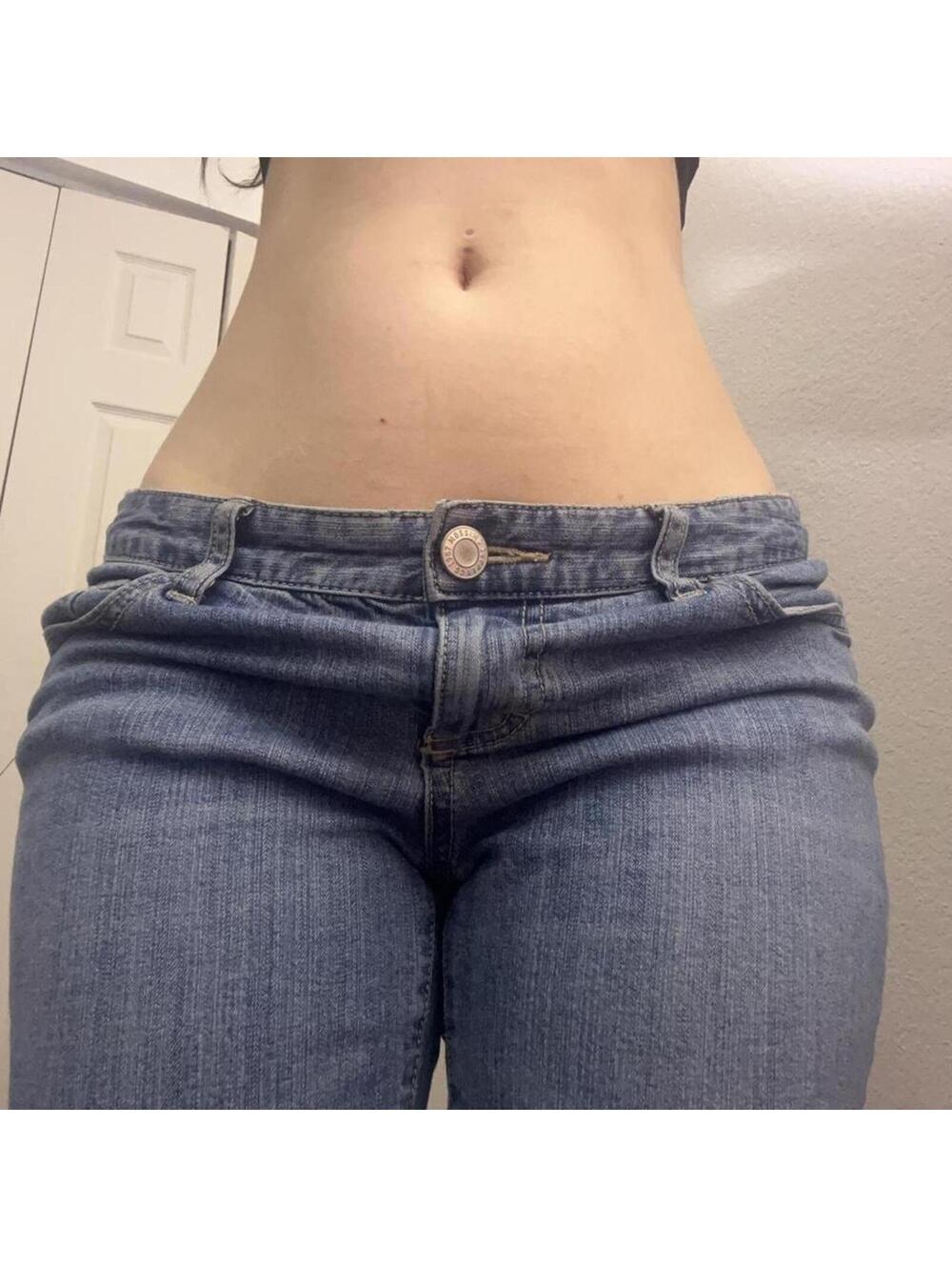Low rise bootcut jeans